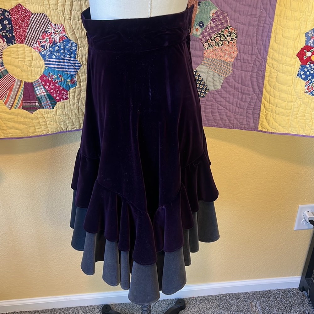 Vintage purple and gray velvet skirt. Made in Italy - Picture 2 of 11
